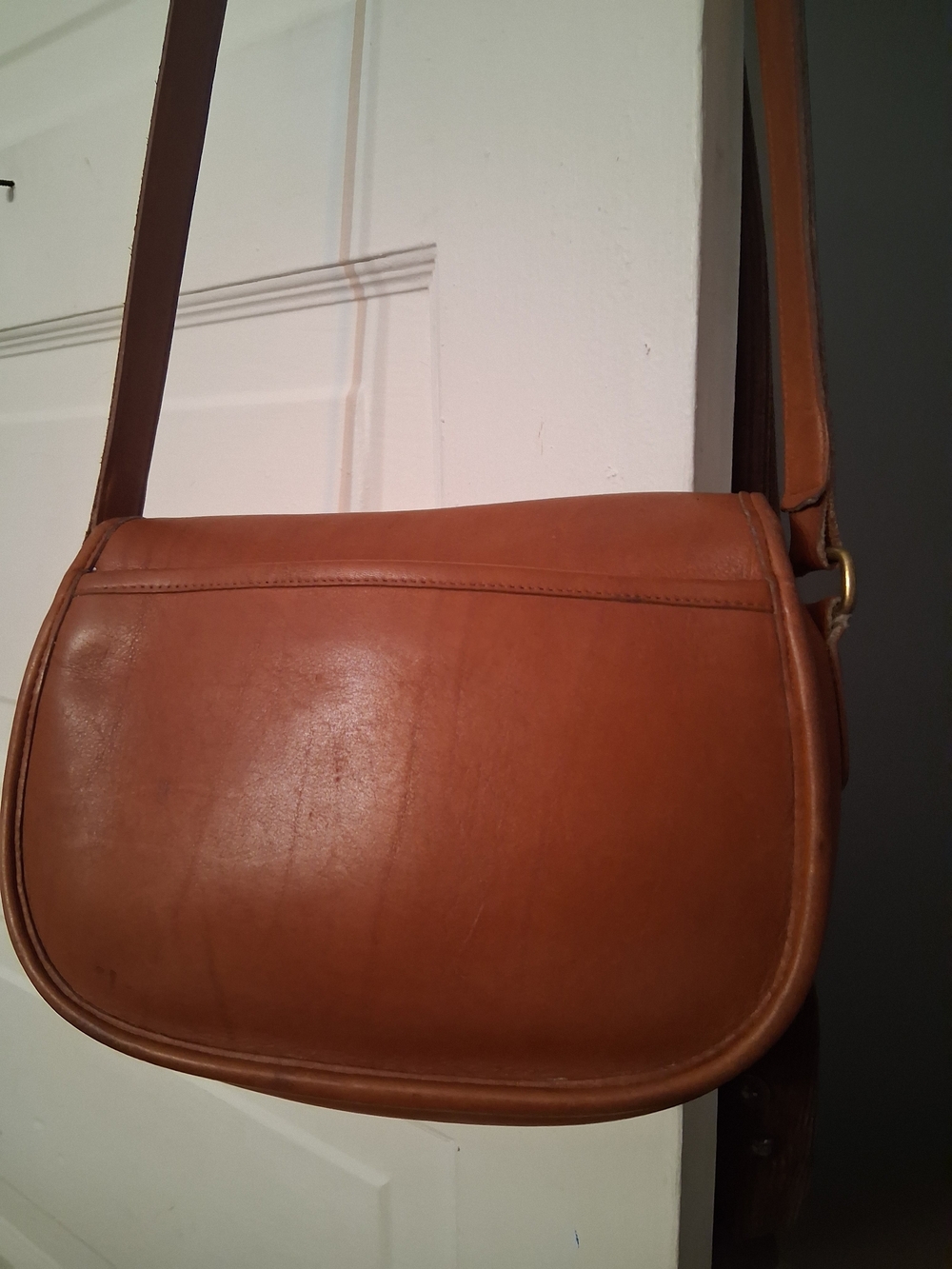 Coach Blast From The Past So Cute Brown Leather Turn-Lock Crossbody Bag ( USA) - Picture 4 of 13